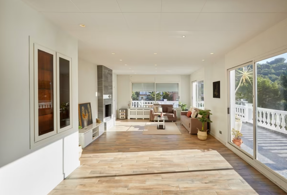 House in Castelldefels, Spain, 330 m² - picture 9