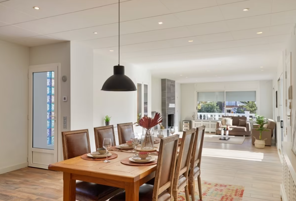 House in Castelldefels, Spain, 330 m² - picture 7