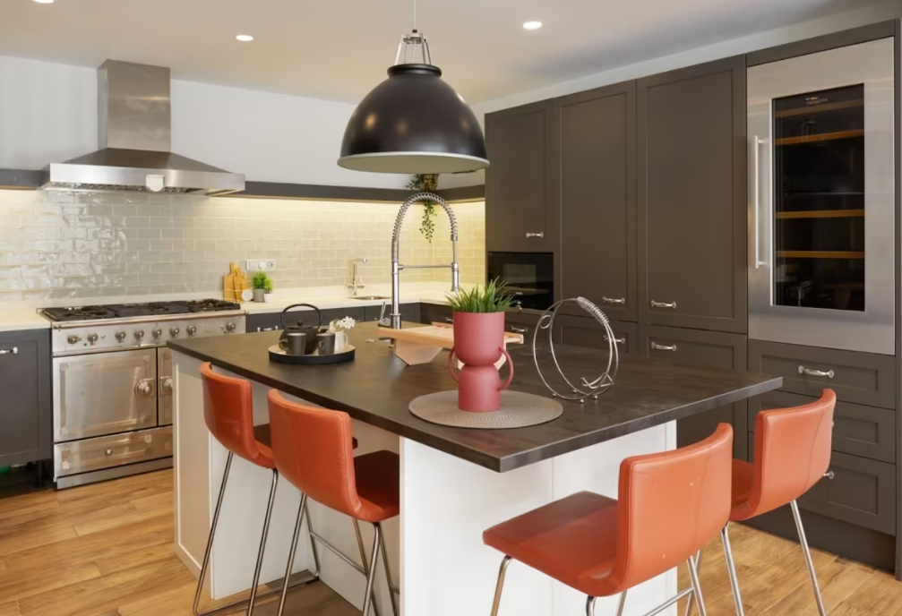 House in Castelldefels, Spain, 330 m² - picture 6