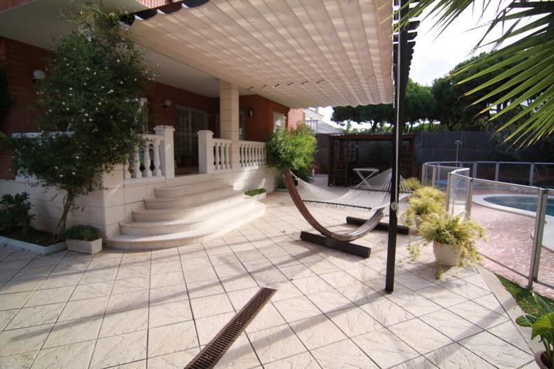 Casa en Gava Mar, España, 375 m² - imagen 3