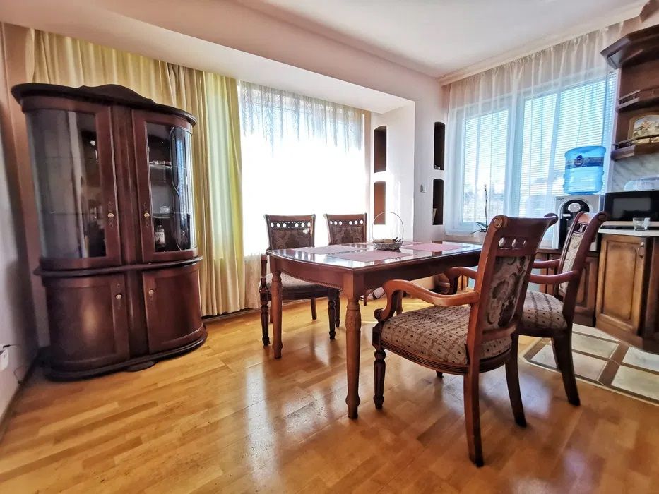 Appartement à Varna, Bulgarie, 120 m² - image 1
