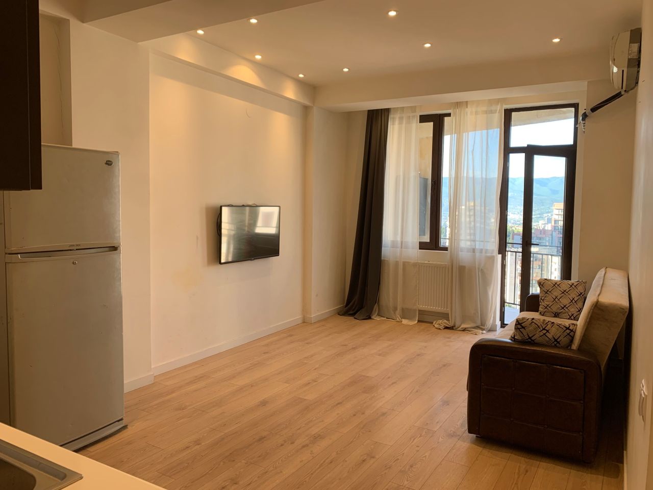 Wohnung in Tiflis, Georgien, 53 m² - Foto 1