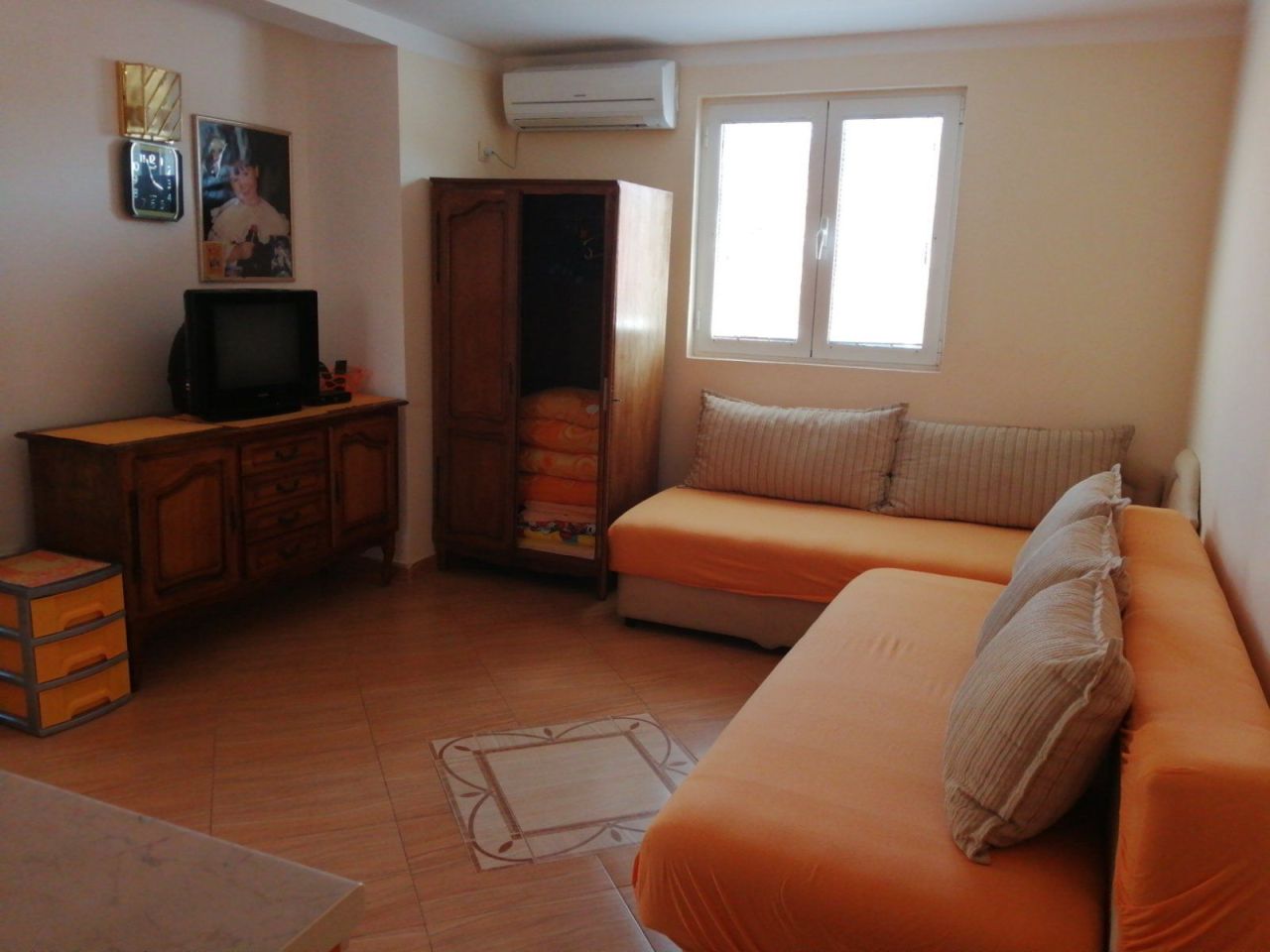 Wohnung in Petrovac, Montenegro, 70 m² - Foto 1
