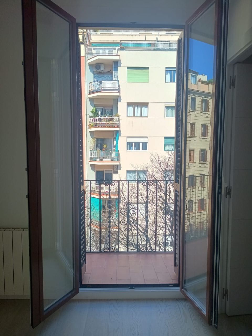 Flat in Barcelona, Spain, 65 m² - picture 1