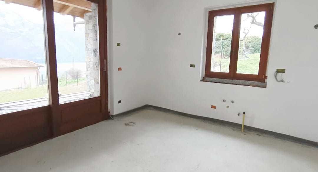 Villa on Lake Como, Italy, 360 m² - picture 8