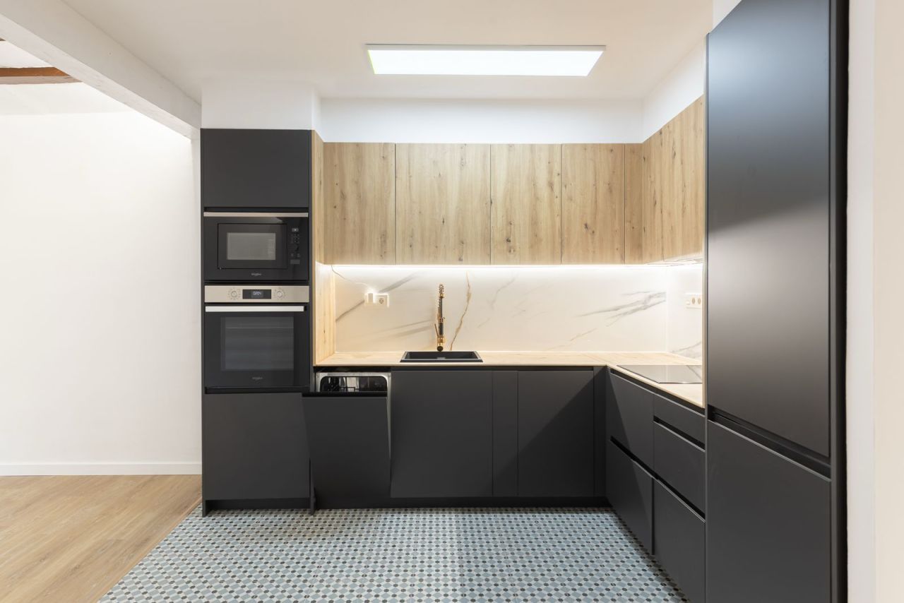 Appartement à Barcelone, Espagne, 74 m² - image 1