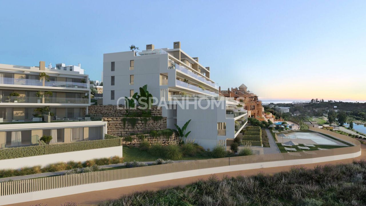Apartment in Estepona, Spain, 103 m² - picture 1