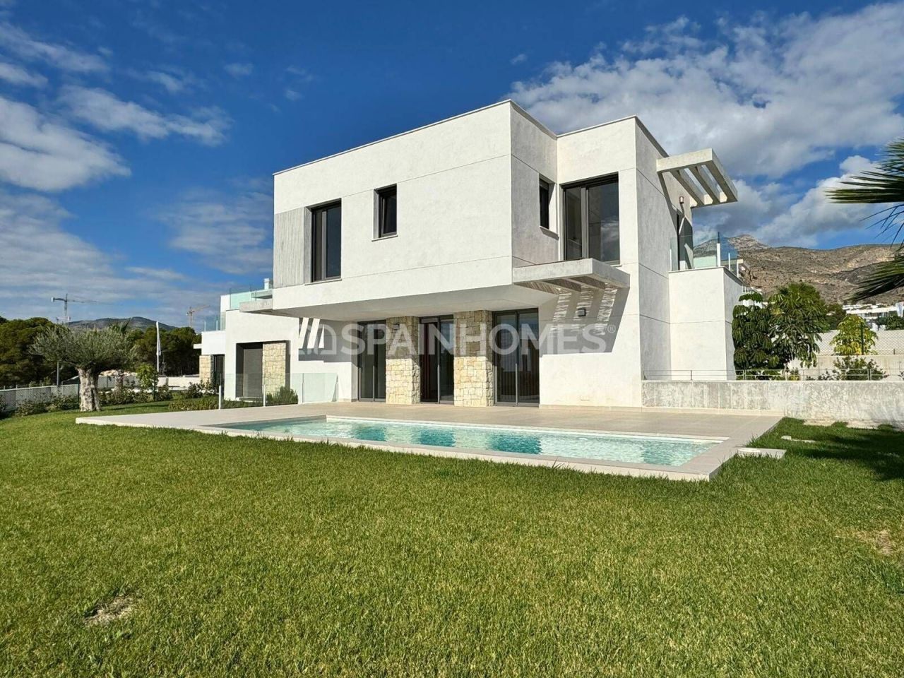 Villa in Finestrat, Spanien, 231 m² - Foto 1