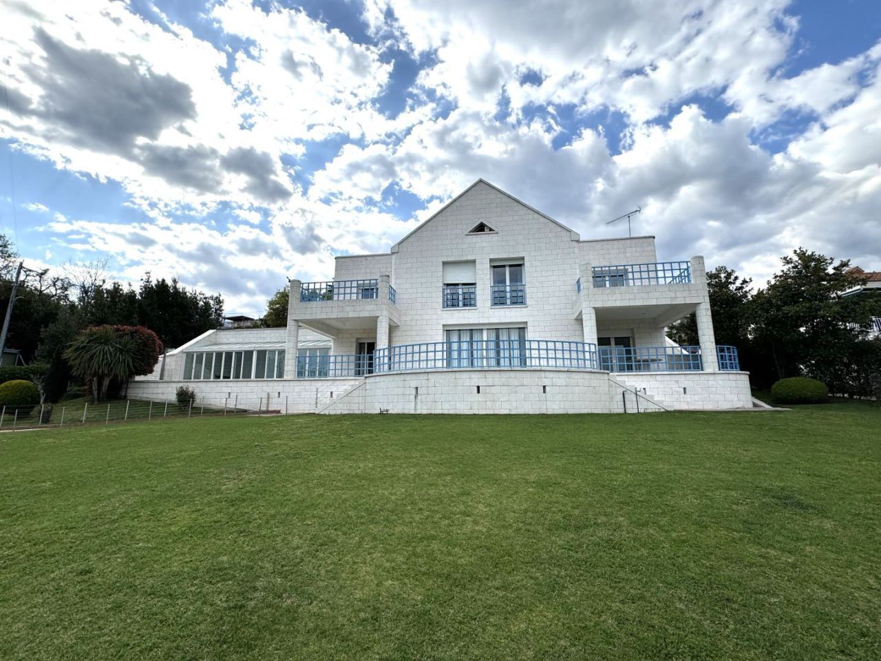Villa en Ičići, Croacia, 700 m² - imagen 1