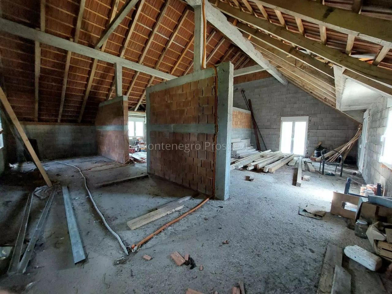 Haus in Niksic, Montenegro, 220 m² - Foto 4