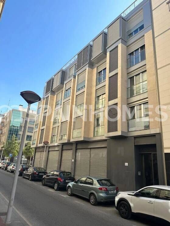Apartment in Elche, Spain, 93 m² - picture 1
