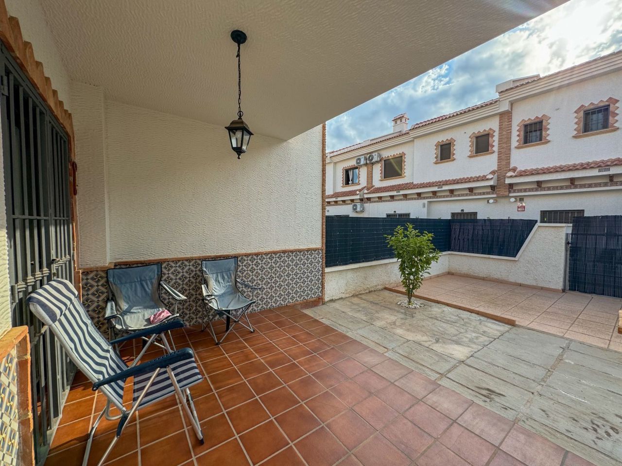 Bungalow en San Miguel de Salinas, España, 140 m² - imagen 1