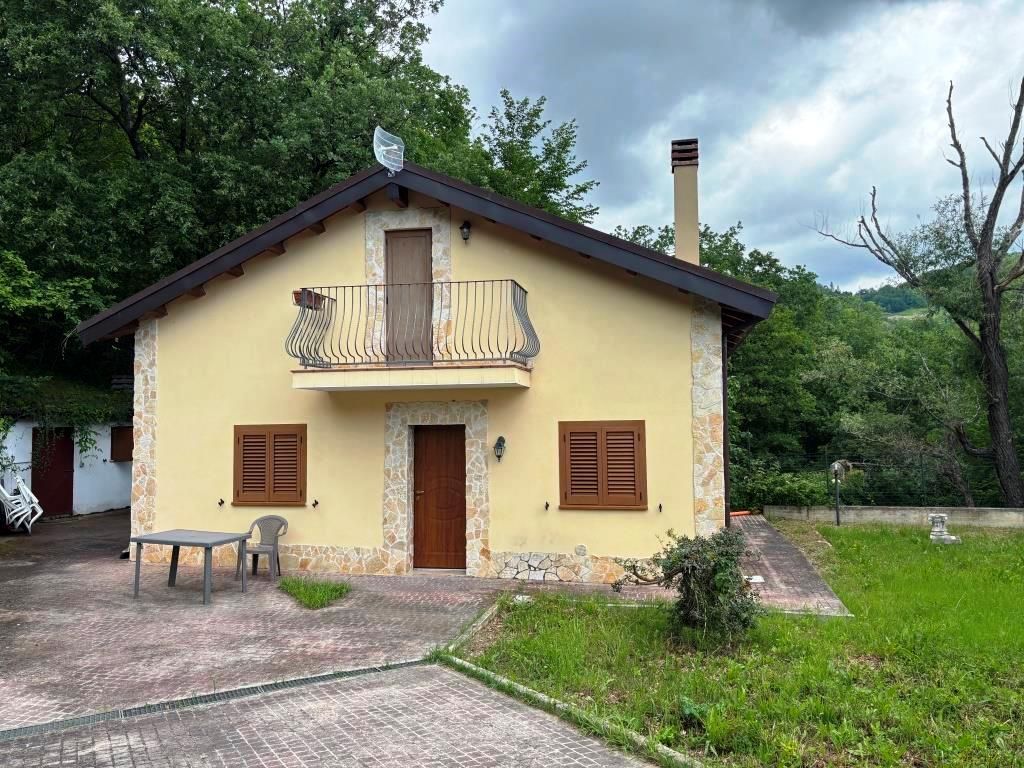 Haus in Pescara, Italien, 130 m² - Foto 1