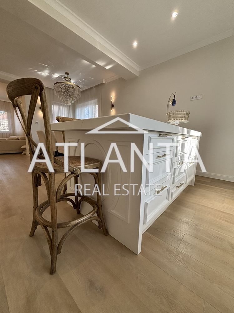 Casa a Varna, Bulgaria, 270 m² - foto 4