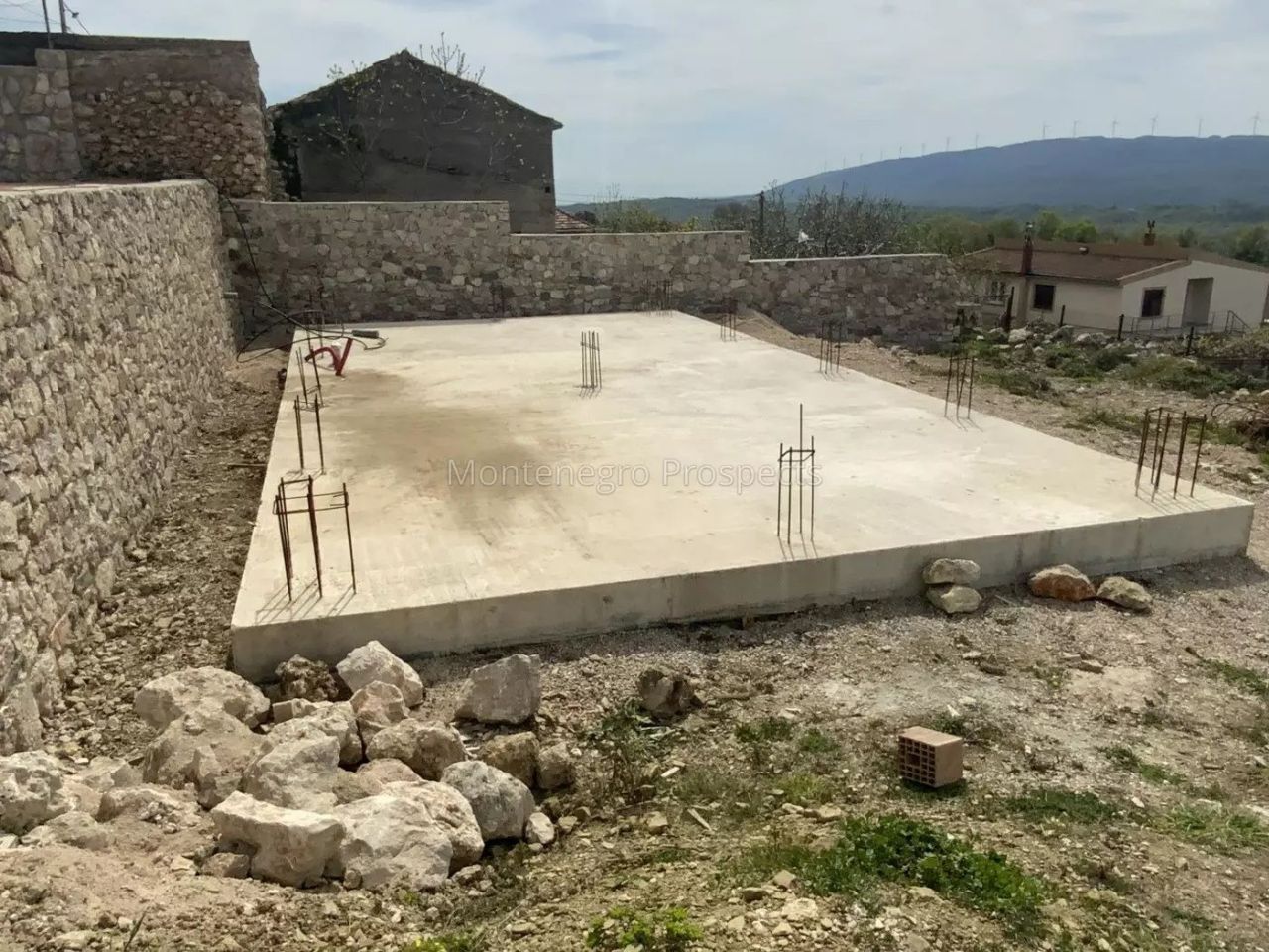 Land in Dobra Voda, Montenegro - picture 3