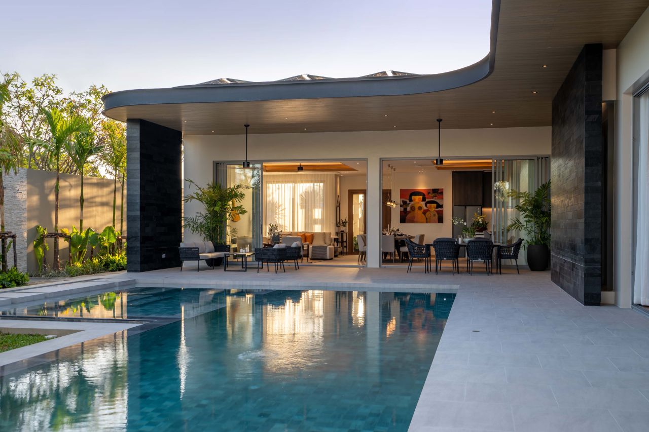 Villa in Phuket, Thailand, 440 m² - picture 1