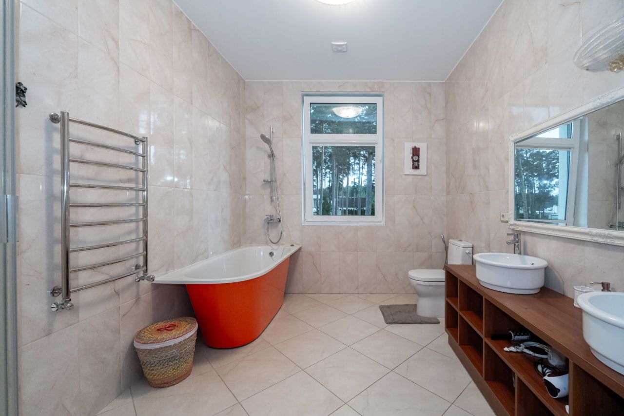 House in Mārupe Municipality, Latvia, 360 m² - picture 17