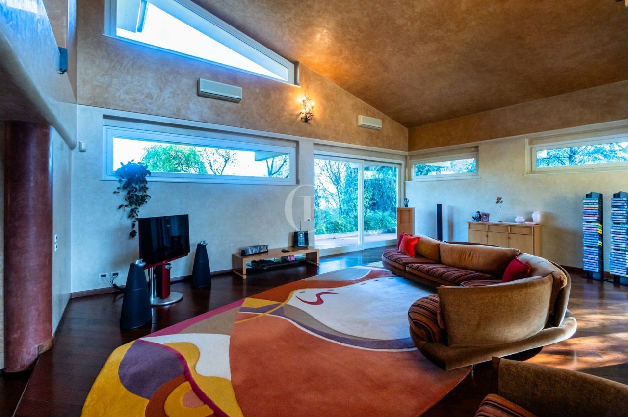 Villa sul Lago d'Iseo, Italia, 435 m² - foto 6