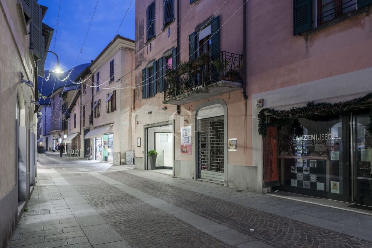 Appartement par le Lac d'Iseo, Italie, 90 m² - image 16