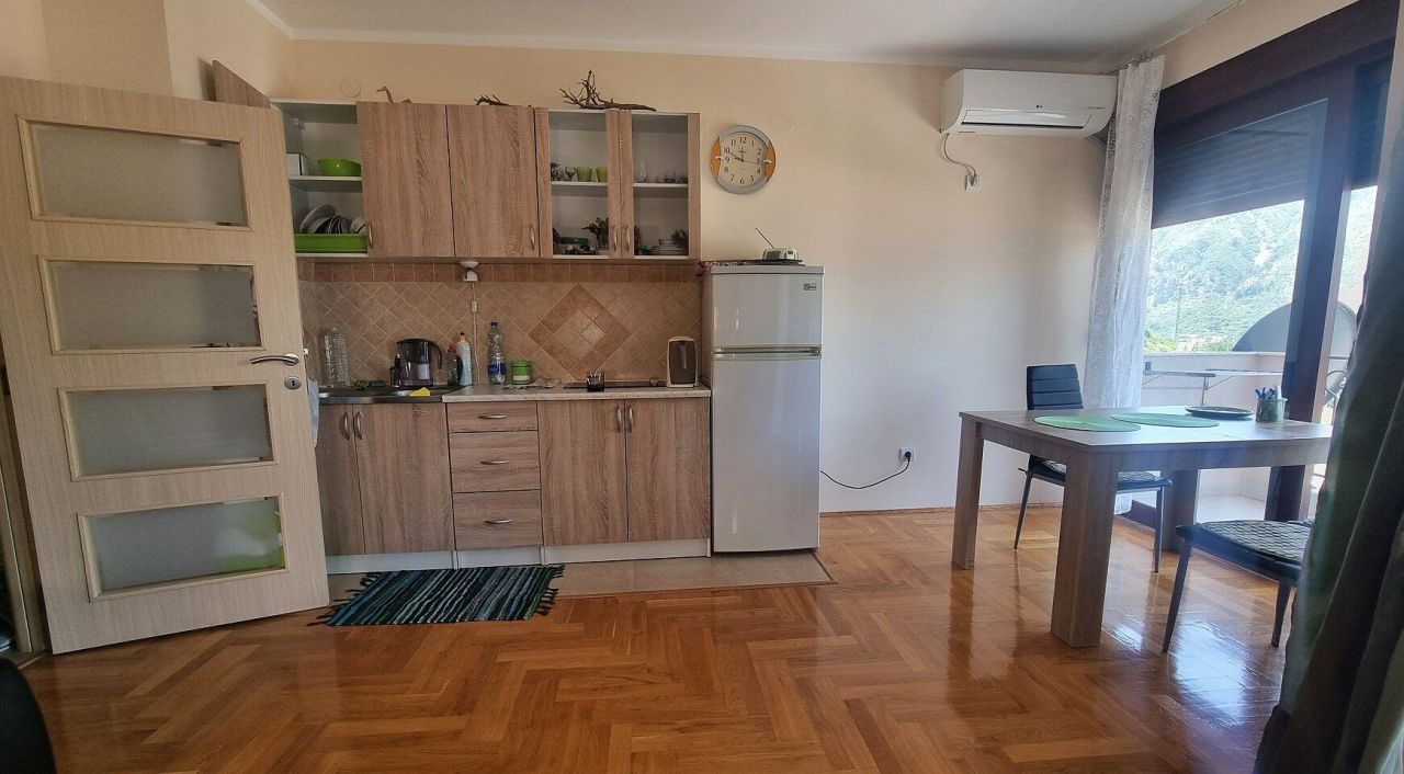 Appartement à Dobrota, Monténégro, 46 m² - image 5