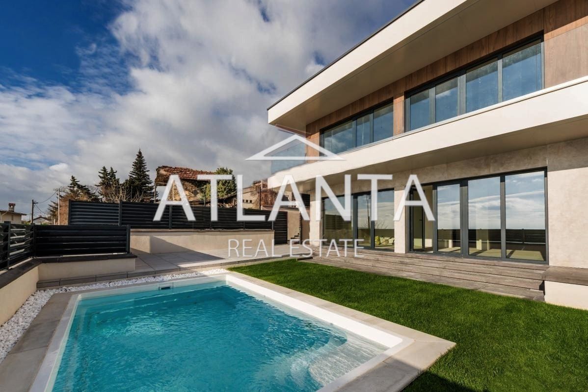 House in Varna, Bulgaria, 370 m² - picture 1