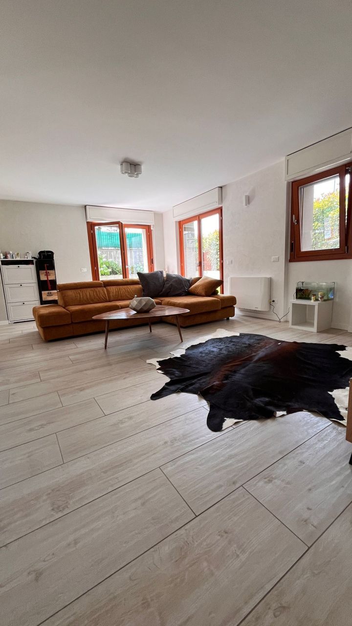 Apartamento en provincia de Monza y Brianza, Italia, 220 m² - imagen 12