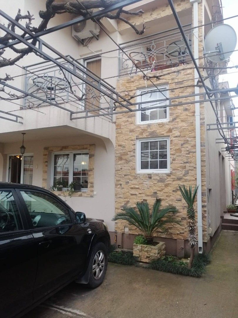 Haus in Bar, Montenegro, 232 m² - Foto 2