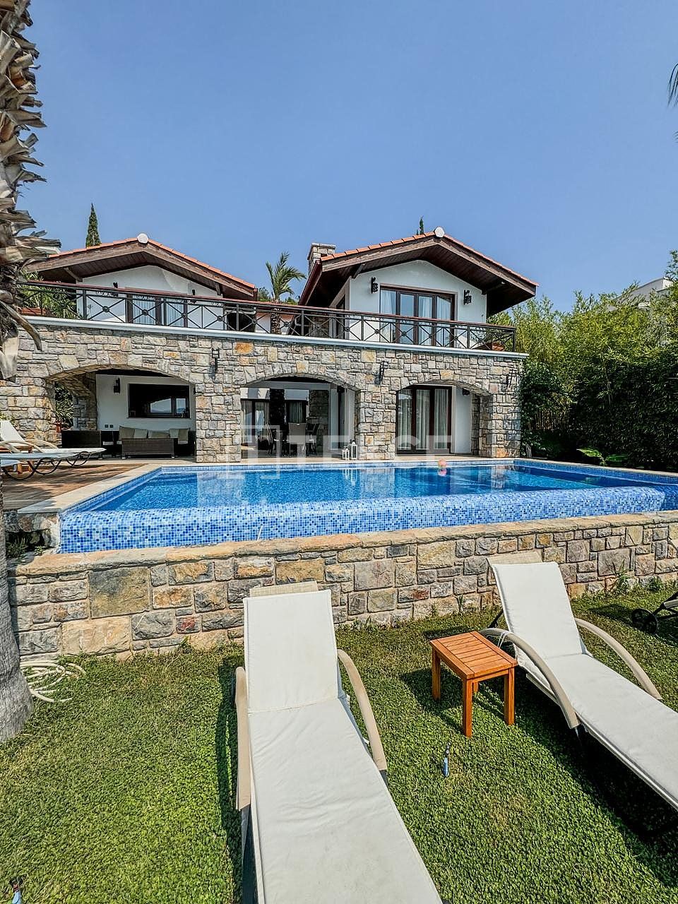 Villa in Kalkan, Turkey, 580 m² - picture 1