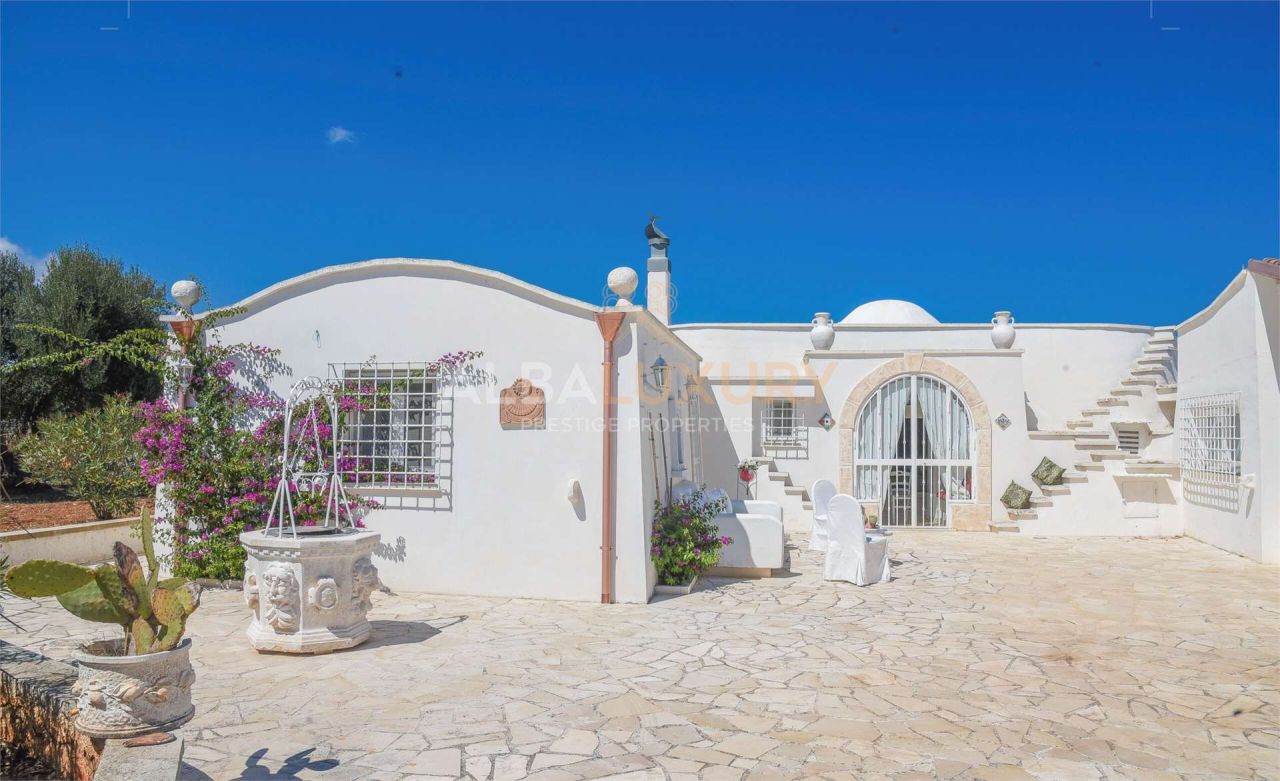 Villa en Ostuni, Italia, 200 m² - imagen 5