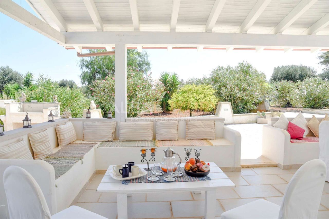 Villa en Ostuni, Italia, 200 m² - imagen 12