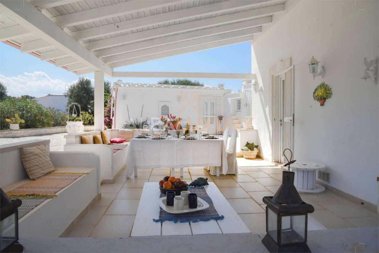 Villa en Ostuni, Italia, 200 m² - imagen 16
