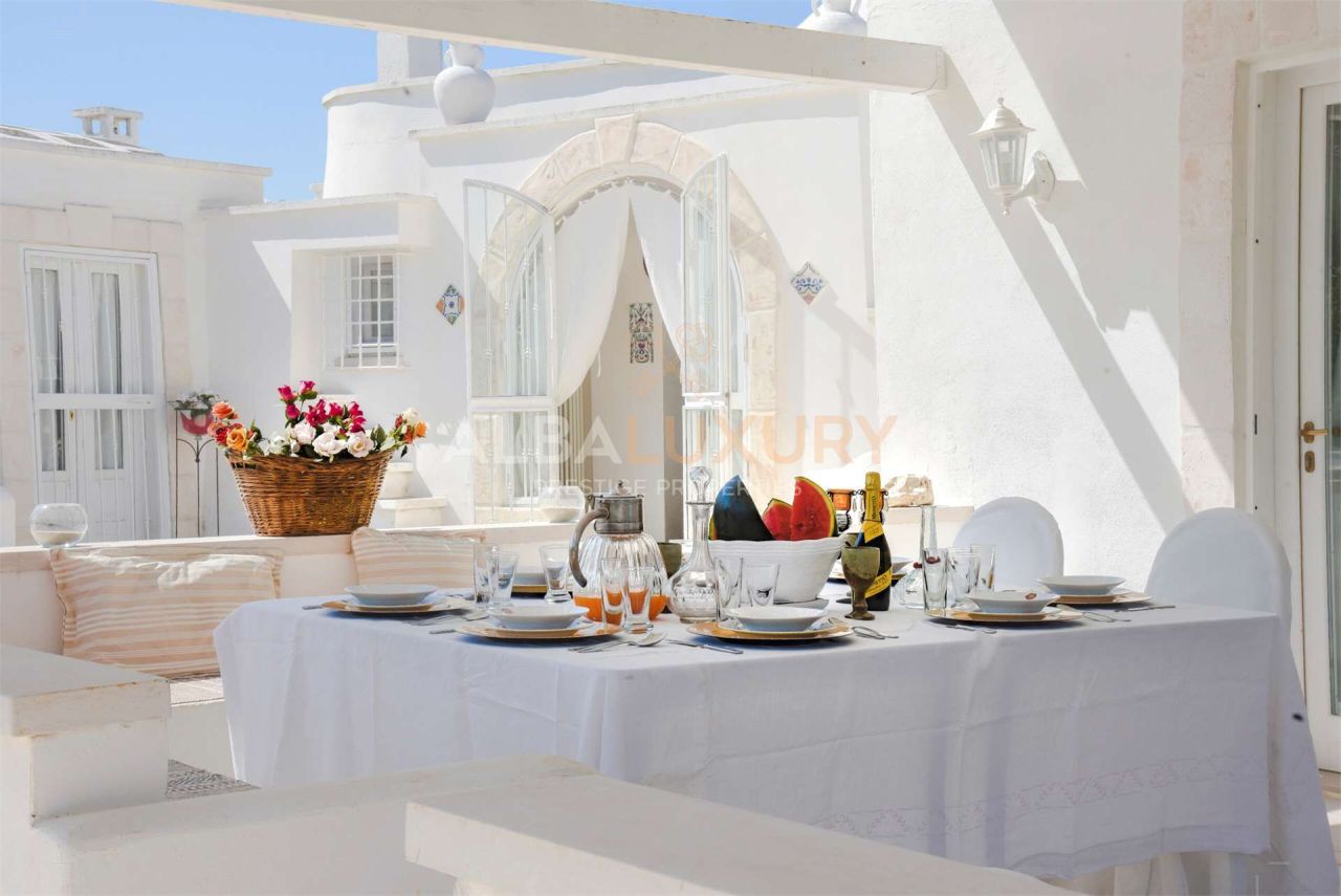 Villa en Ostuni, Italia, 200 m² - imagen 18