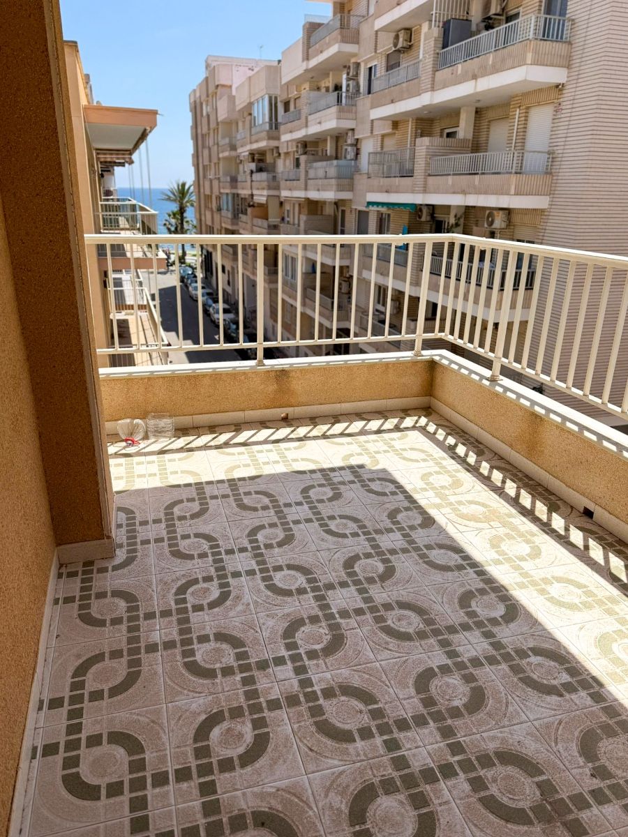 Apartamento en Torrevieja, España, 110 m² - imagen 1