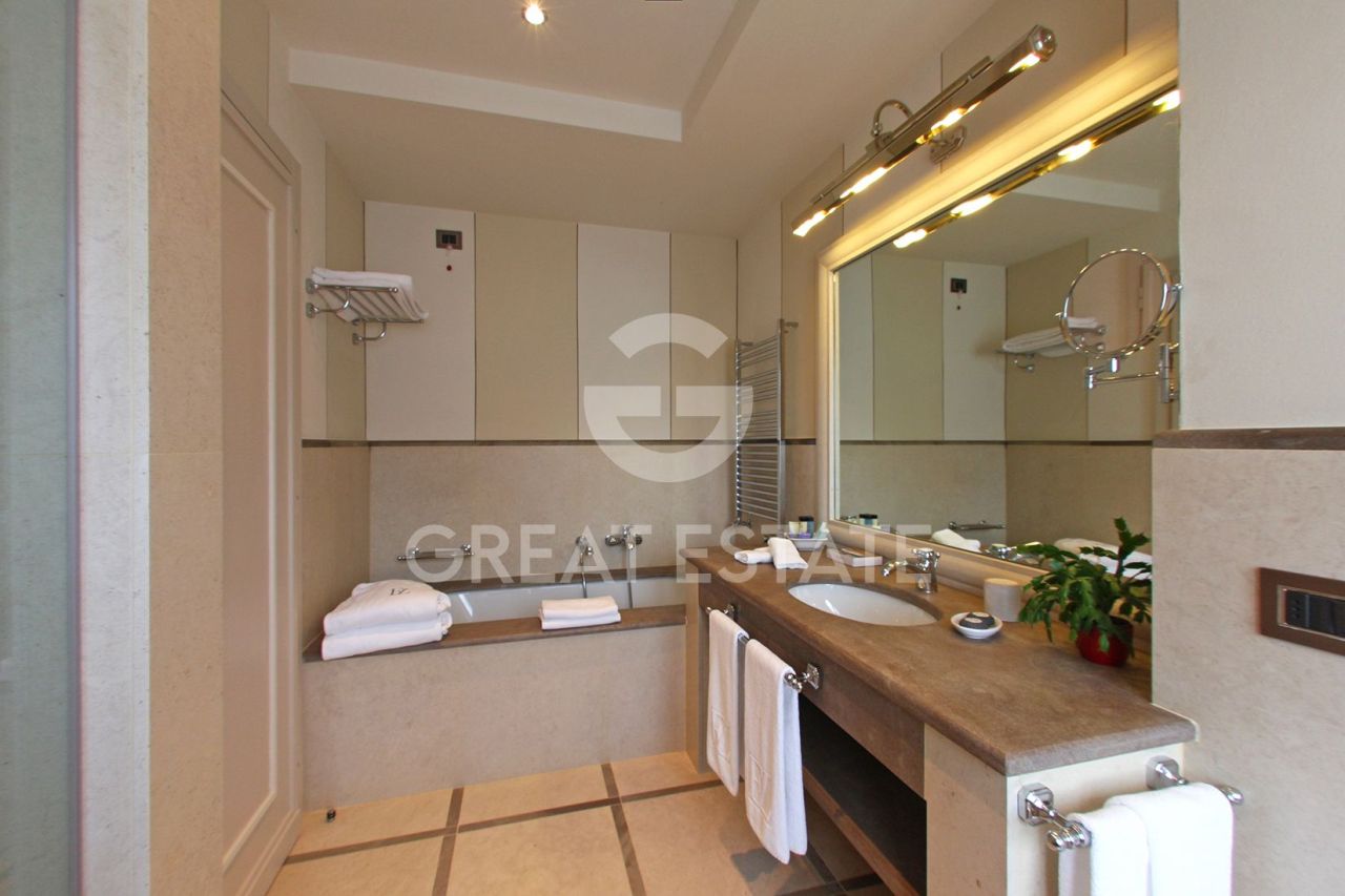 Apartment San Casciano dei Bagni, Italy, 135 m² - picture 11