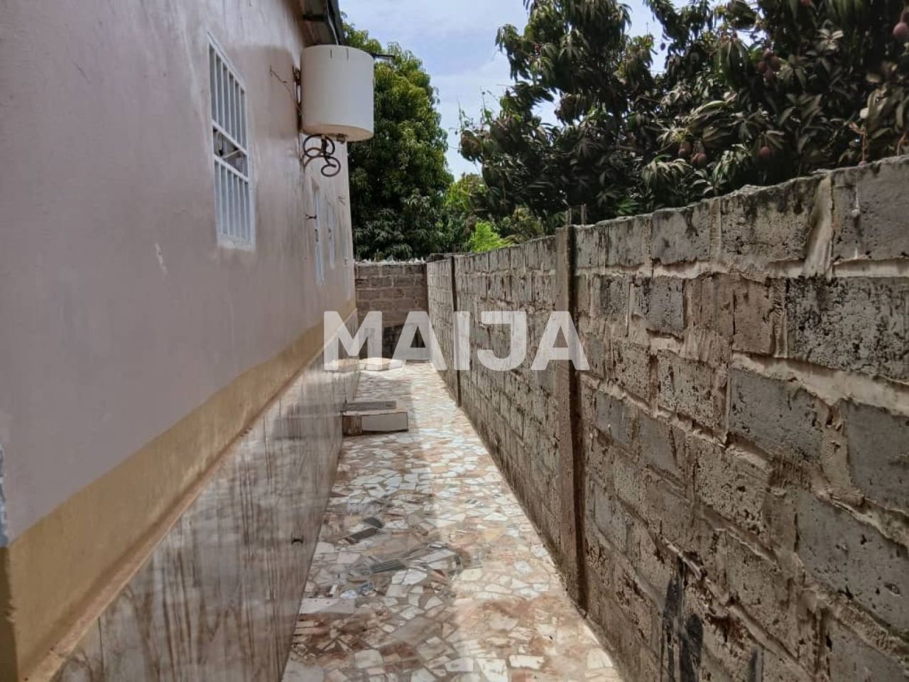 House Tujering, Gambia, 72 m² - picture 5