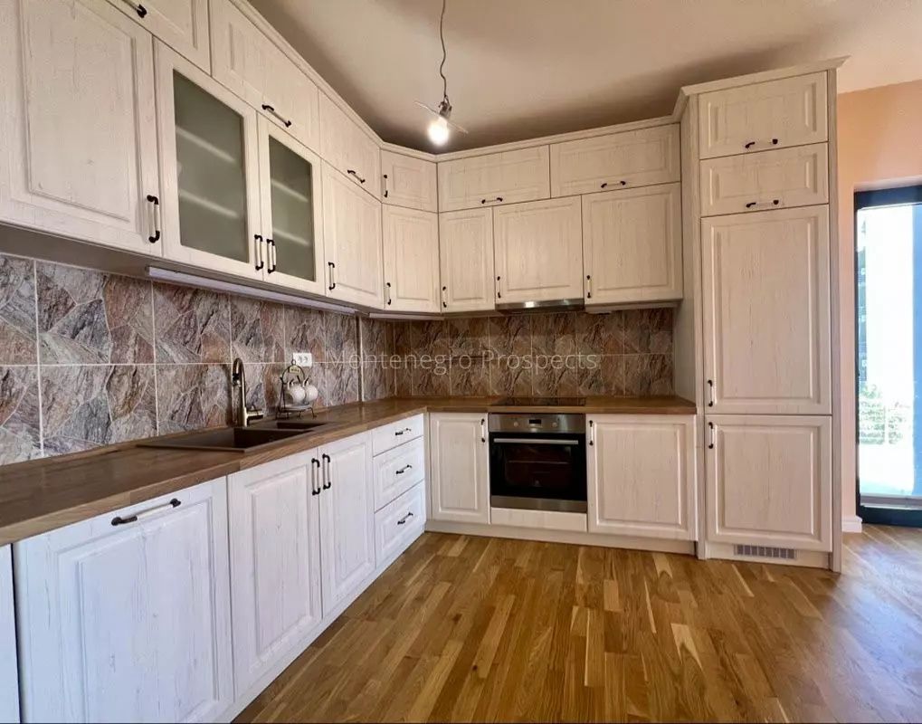 Apartamento en Becici, Montenegro, 53 m² - imagen 1