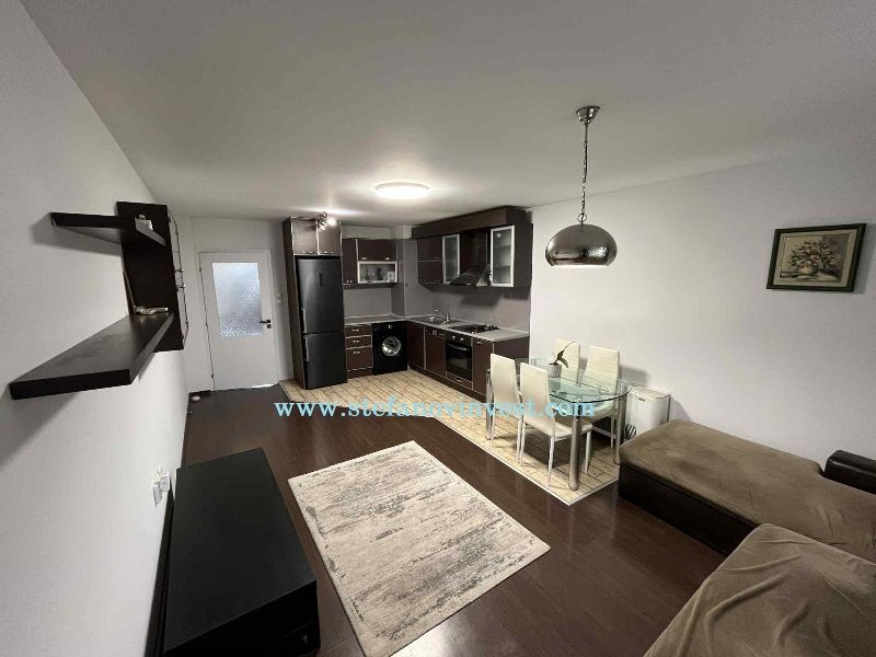 Piso en Varna, Bulgaria, 86 m² - imagen 1