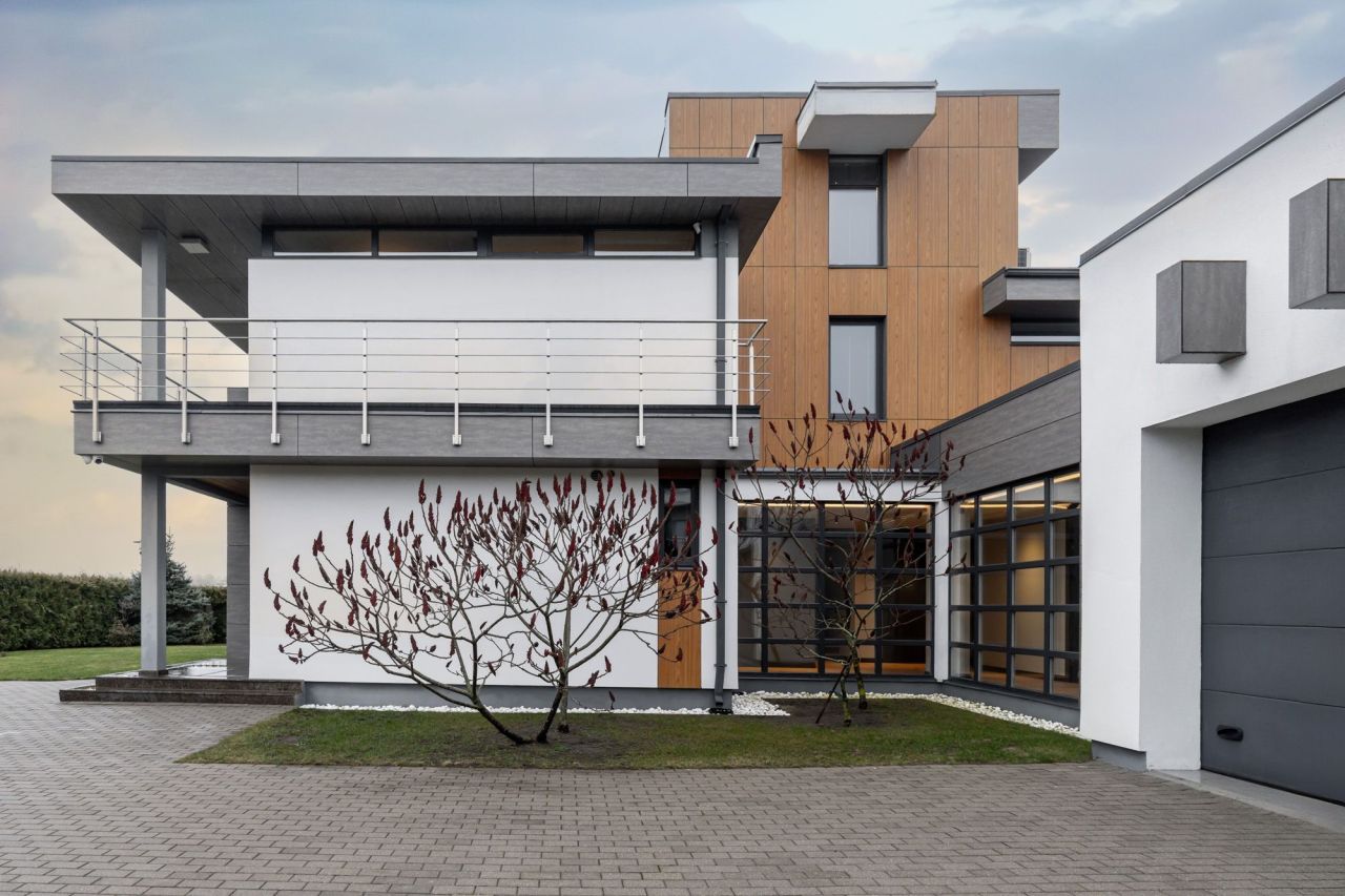 Haus in Jūrmala, Lettland, 400 m² - Foto 1