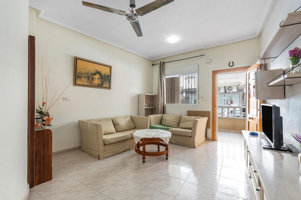 Piso en Torrevieja, España, 71 m² - imagen 6