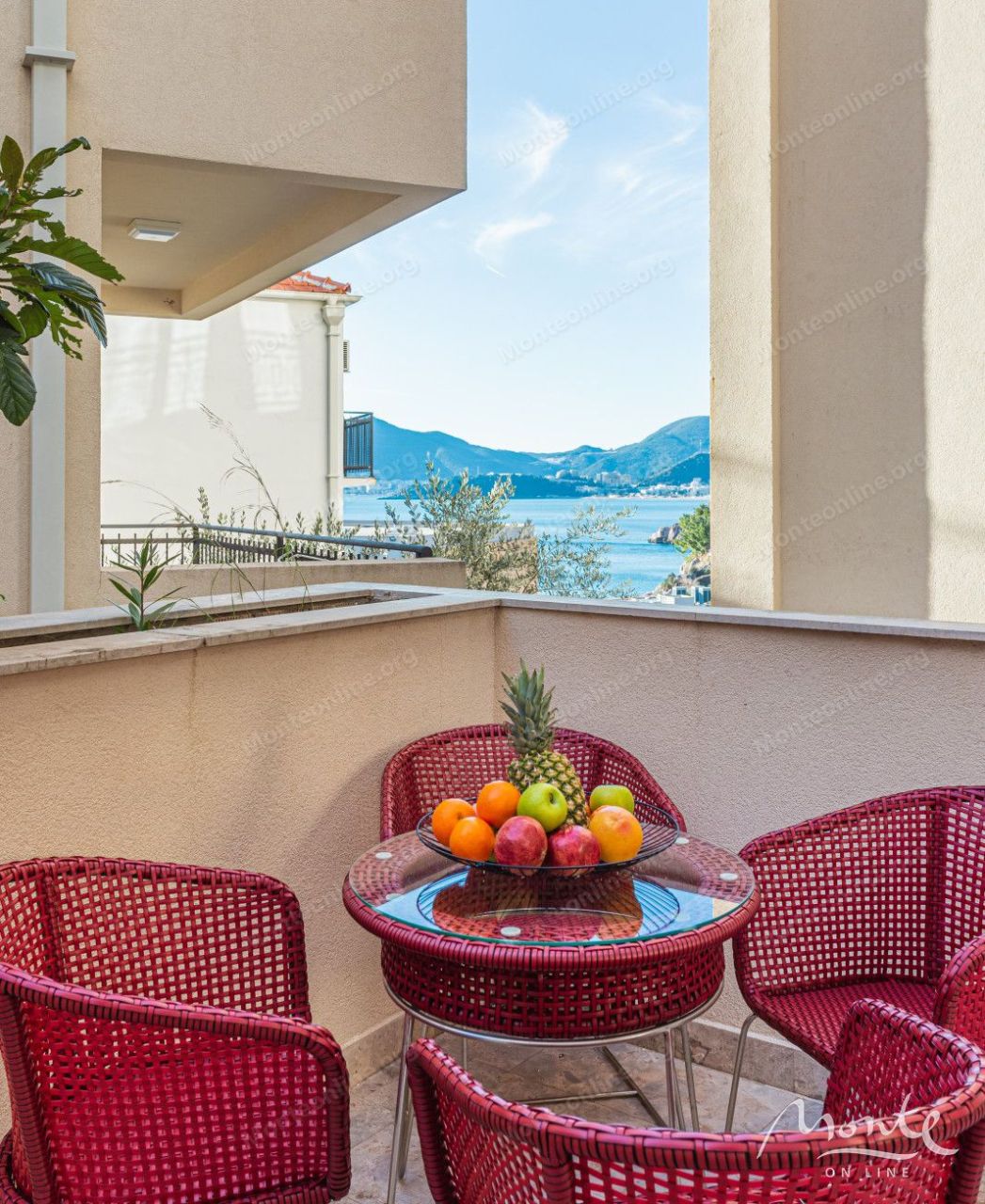 Flat in Budva, Montenegro, 87 m² - picture 1