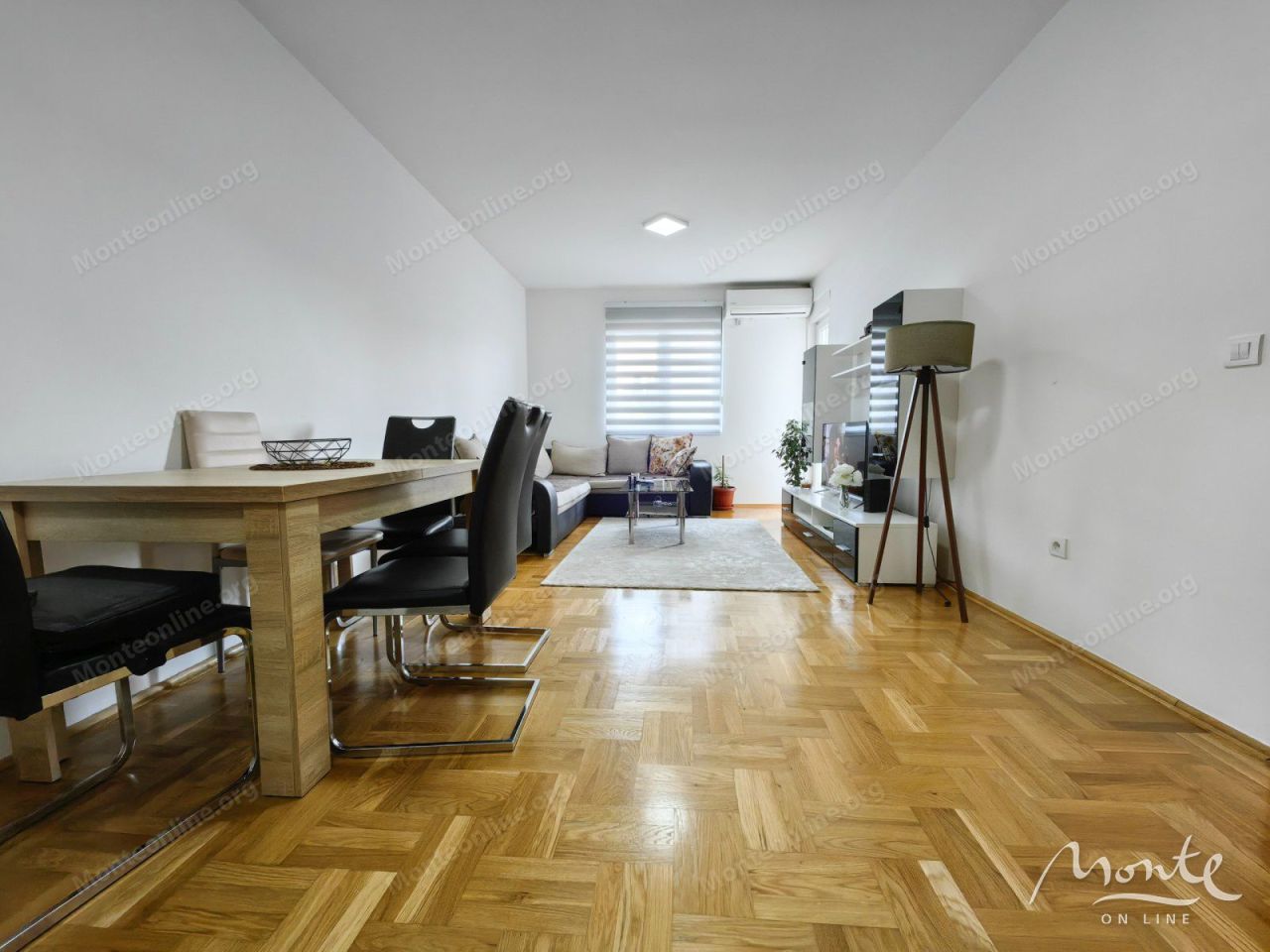 Wohnung in Podgorica, Montenegro, 49 m² - Foto 1