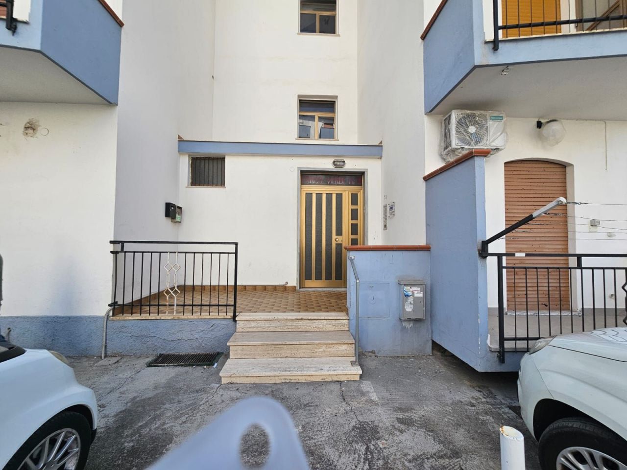 Appartement à Scalea, Italie, 65 m² - image 2