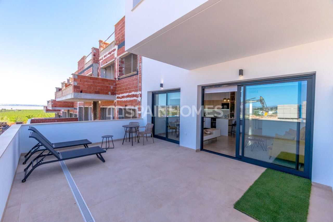 Ático en Torrevieja, España, 74 m² - imagen 1