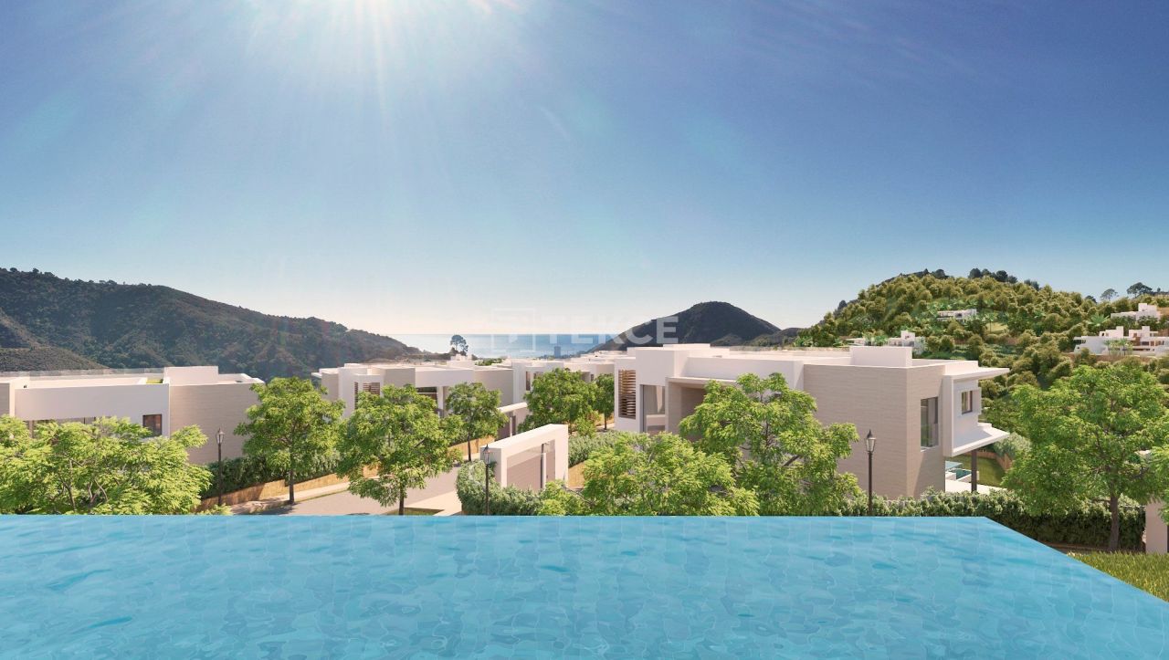 Villa in Ojén, Spanien, 917 m² - Foto 1