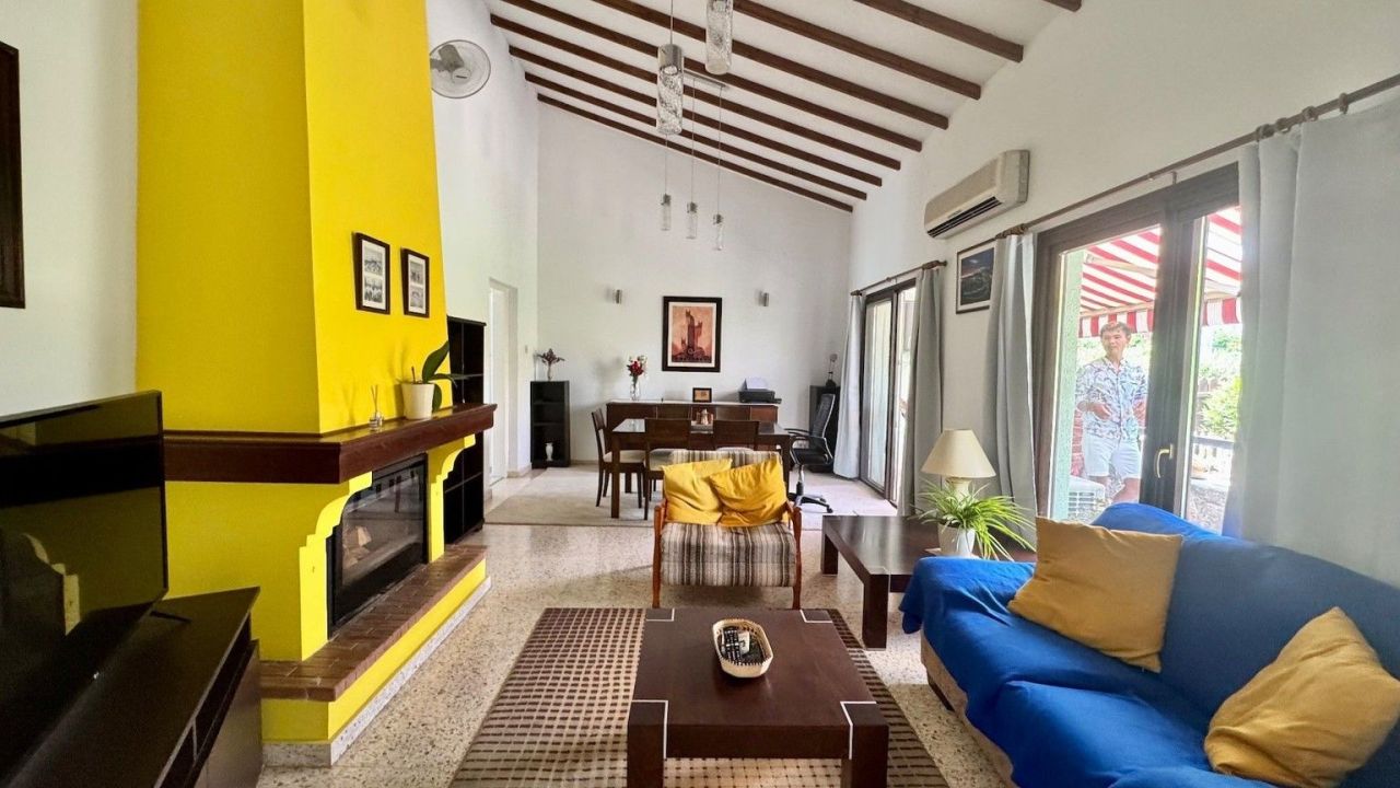 Bungalow à Paphos, Chypre, 146 m² - image 1