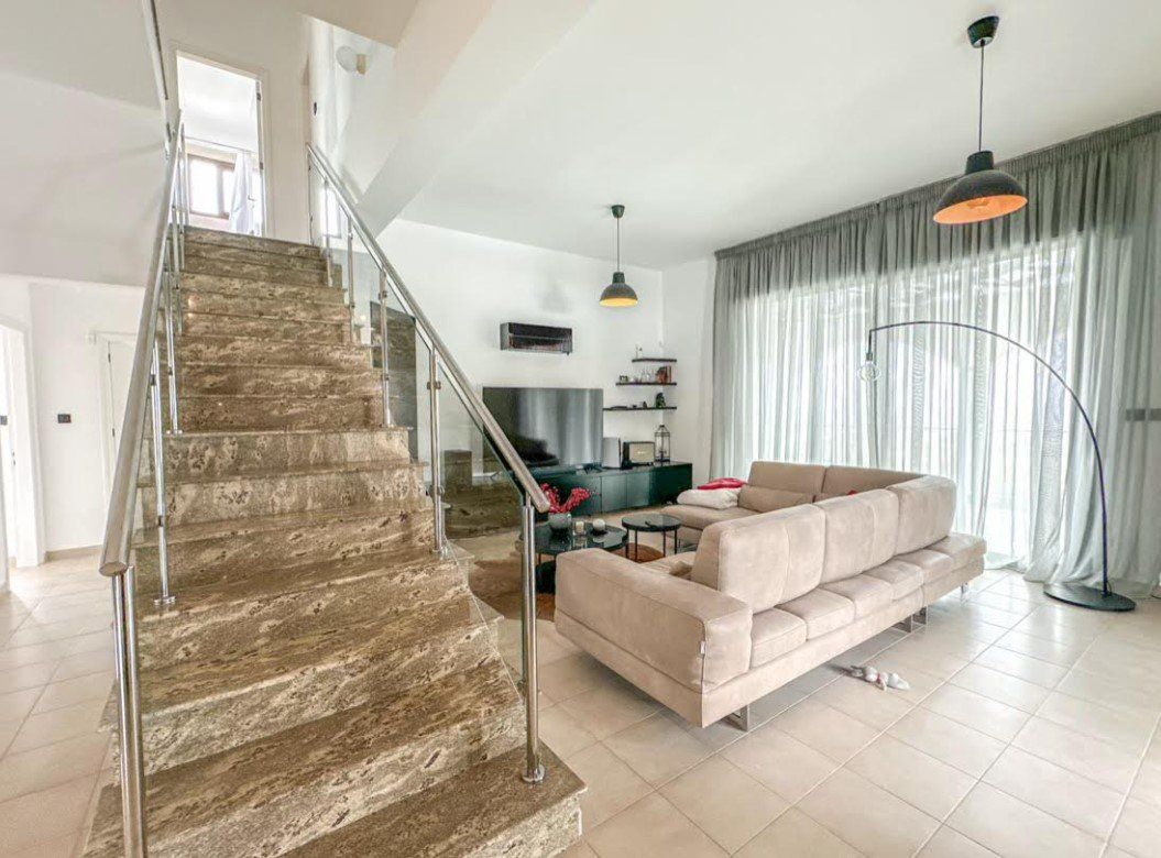 House in Paphos, Cyprus - picture 2