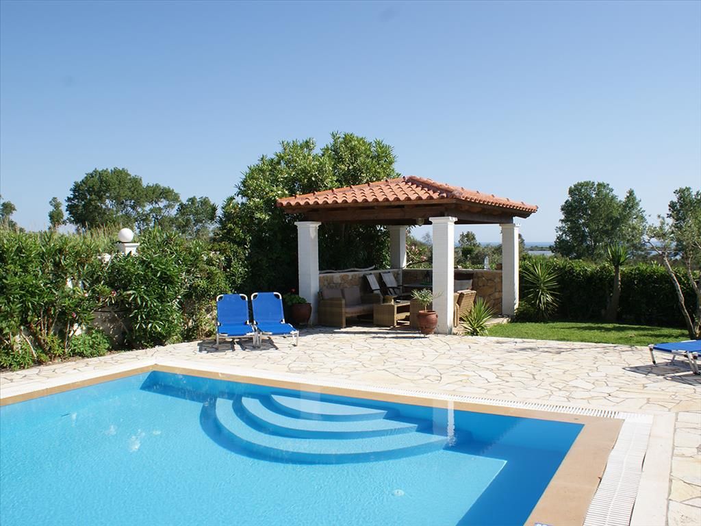 Villa à Corfou, Grèce, 250 m² - image 1