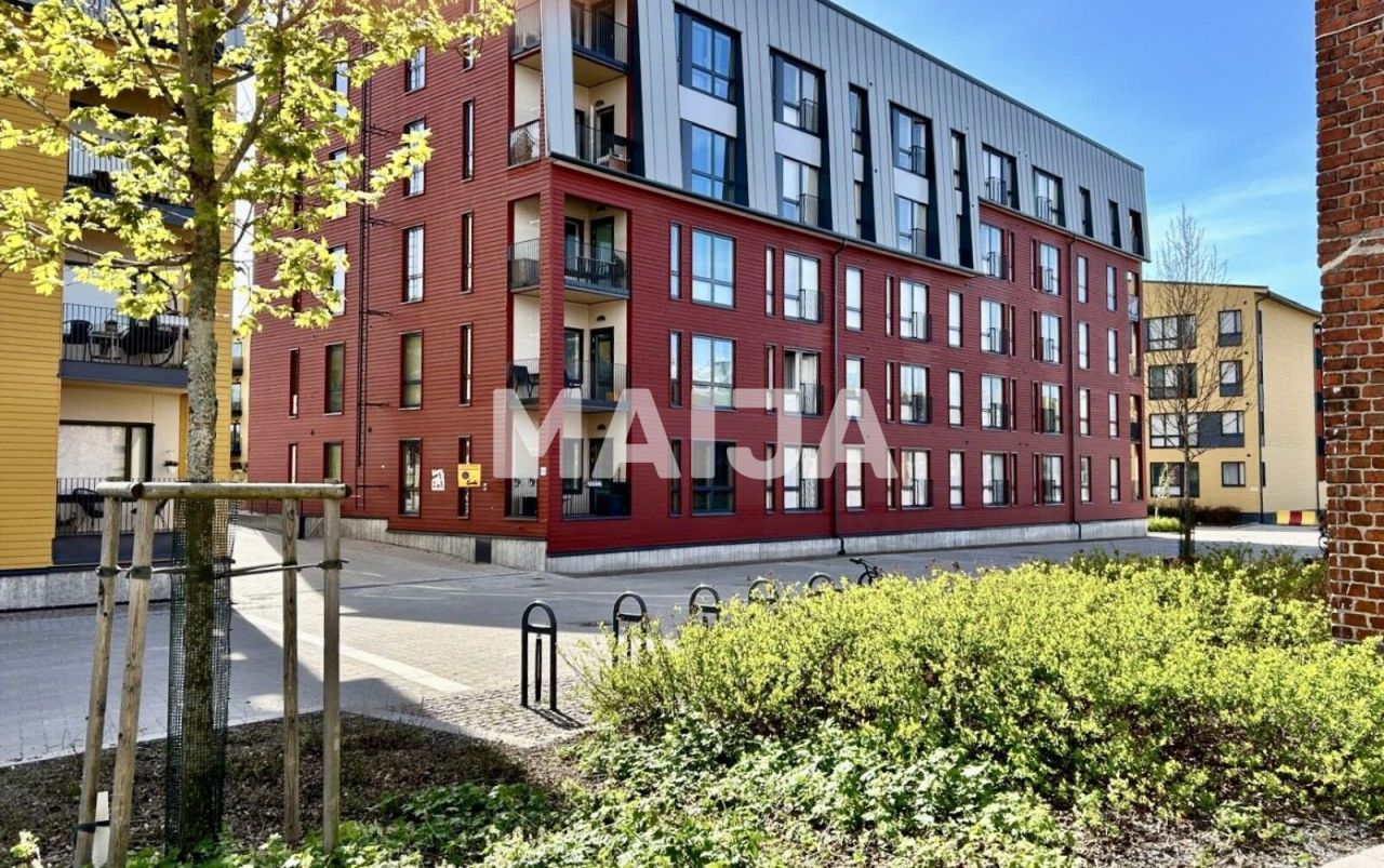 Apartment in Turku, Finland, 43.5 m² - picture 1