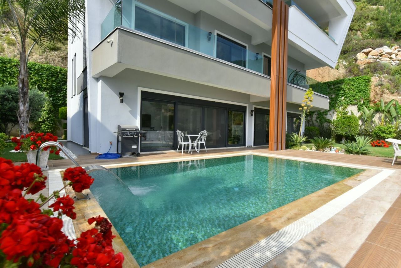 Villa in Alanya, Türkei, 351 m² - Foto 3