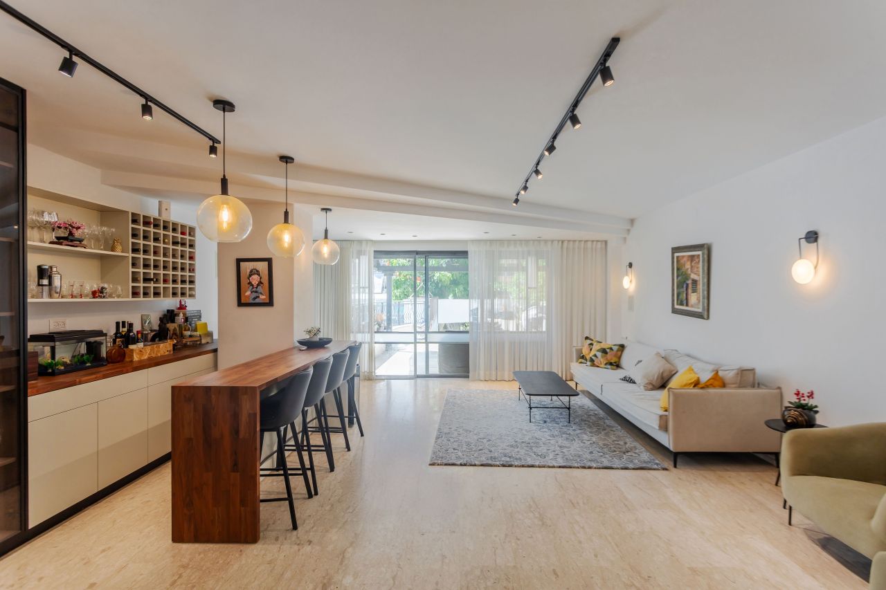 Cottage à Rishon LeZion, Israël, 280 m² - image 1